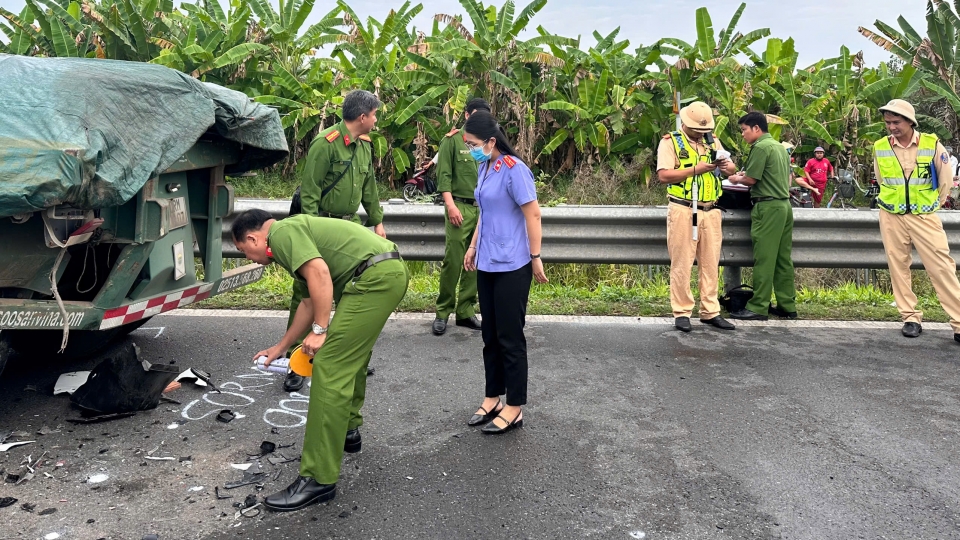 Tiền Giang: Tai nạn trên cao tốc Trung Lương- Mỹ Thuận, 2 người thương vong